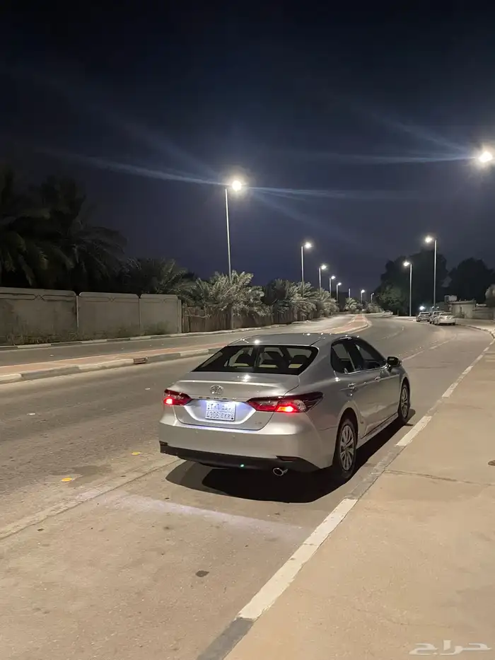 كامري ستاندر فضي 2024 شبه اصفار 1