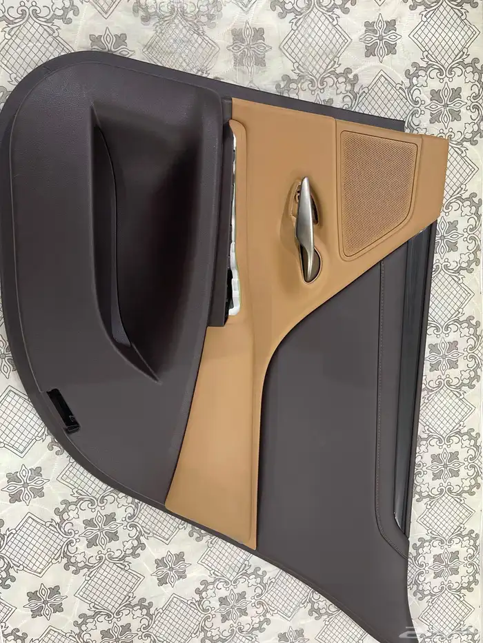 باب لكزس esكامل يسار ديكور يمين 2