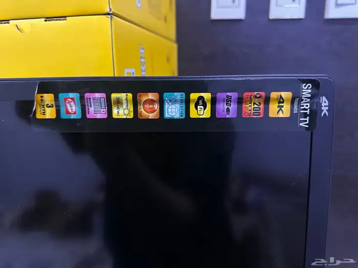 شاشه إيرو ستار سمارت 4k ب70 2