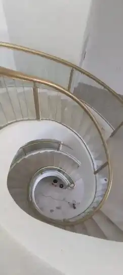 تركيب زجاج سيكوريت تفصيل زجاج سكريت مرايات 1