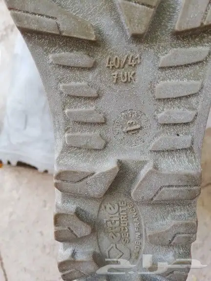 حذاء سفتي فرنسي جديد 3