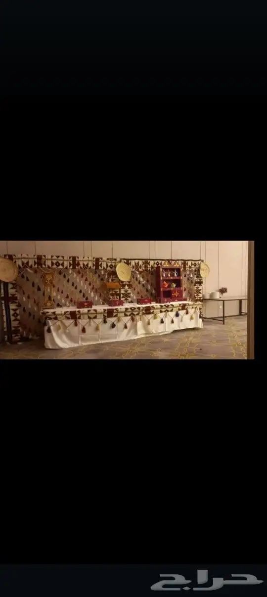 موجود عندنا كراسي وطاولات وقهوجيه وصبابين 0