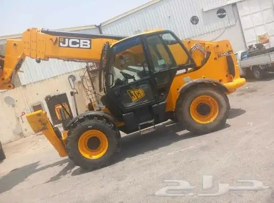روافع تلسكوبية جي سي بي ميرلو للإيجار 3