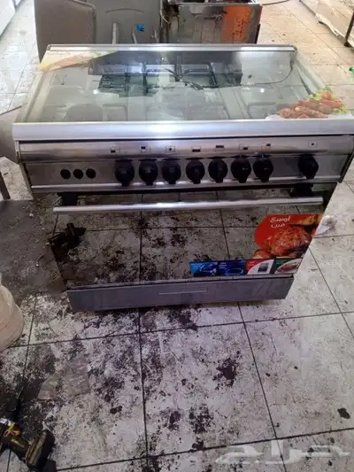 افران غاز شبه جديده ليس بها اي عيوب حالتها ممتازه ومعهاضمان 2