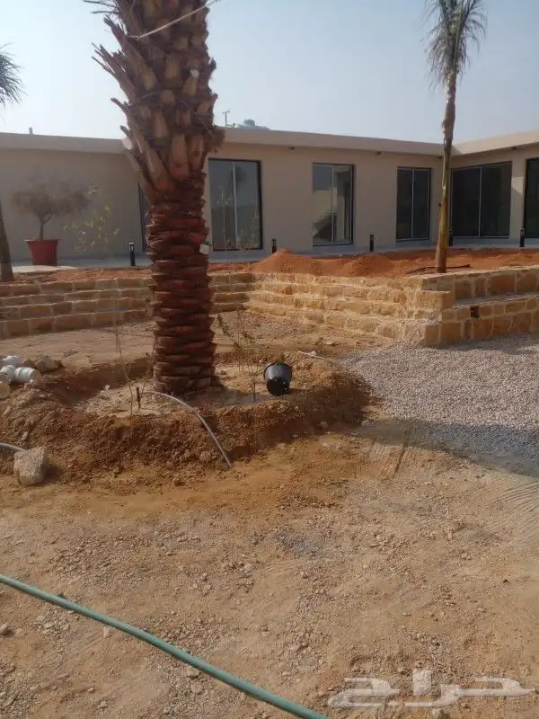 نقوم بتركيب الشبوك المزارع وبناالتراث والملاعب والشبوم الحكو 2