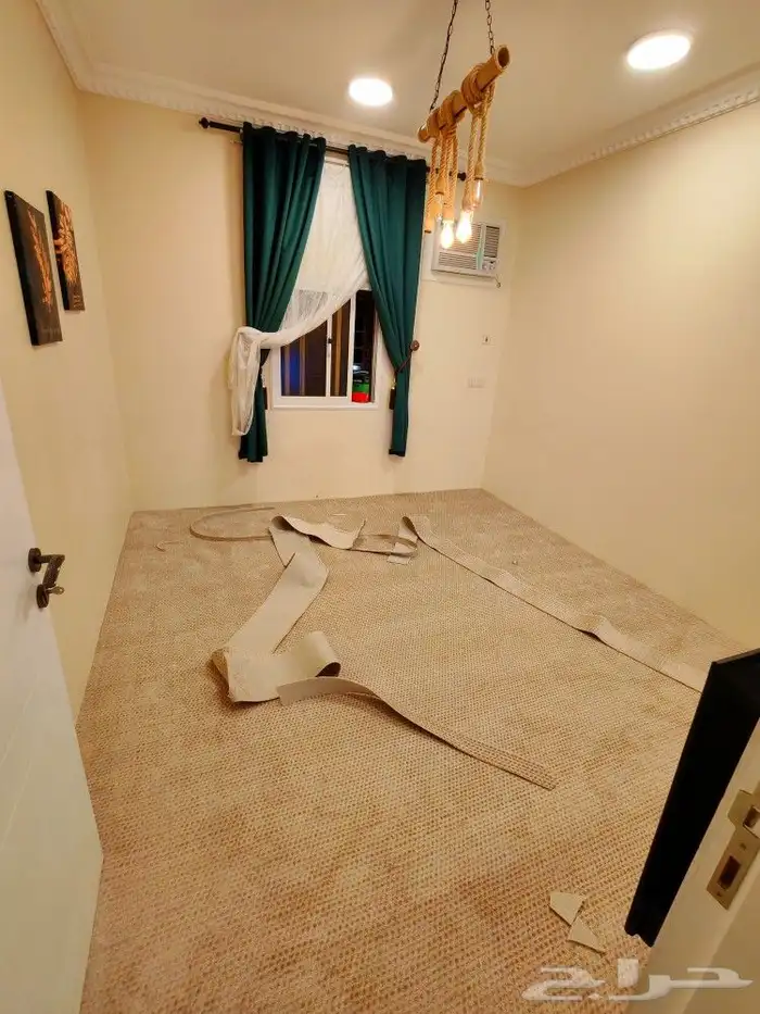 معلم تركيب موكيت فرش مشمع انجيلا وديكورات للتواصل واتساب 055 2