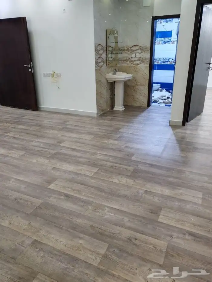 معلم تركيب موكيت فرش مشمع انجيلا وديكورات للتواصل واتساب 055 4