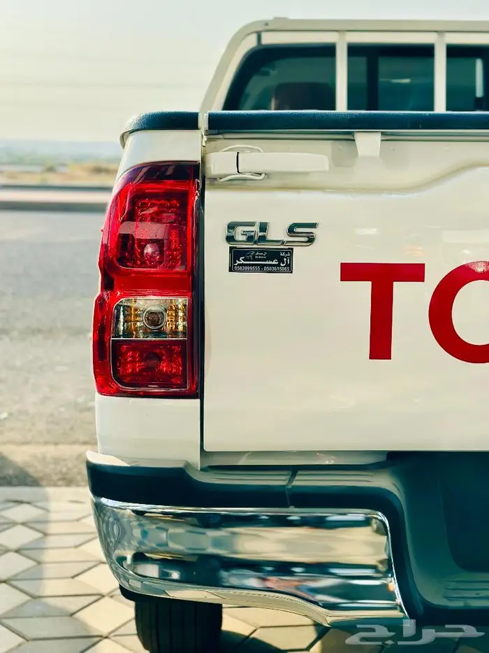 هايلكس غمارتين بنزين توماتيك خليجي 2025 3