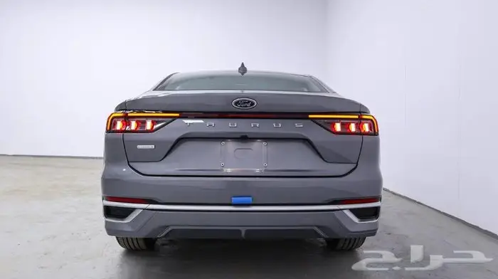 فورد تورس امبيانتي 2025 ومتوفر منها الفل كامل تيتانيوم 3