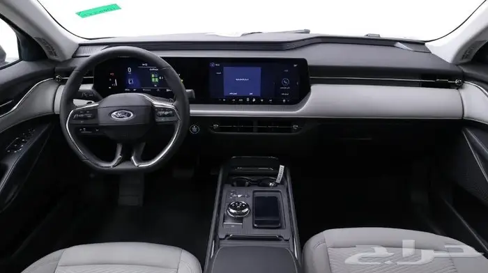 فورد تورس امبيانتي 2025 ومتوفر منها الفل كامل تيتانيوم 5