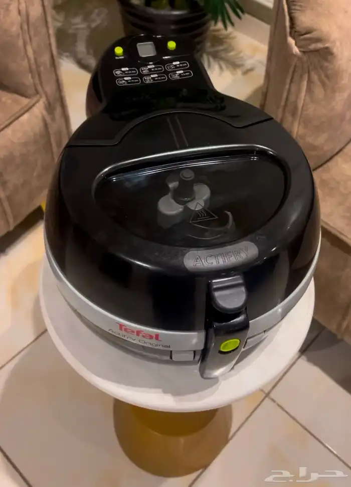 قلايه هوائيه من تيفال 1400w 0