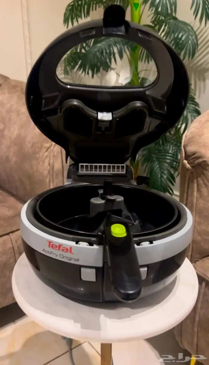 قلايه هوائيه من تيفال 1400w 1