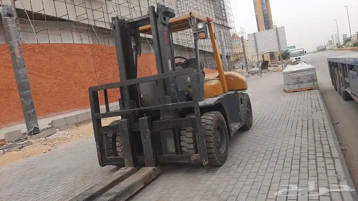 تأجير معدات مانلفت جميع المعدات زيسر لفت رافعه شوكيه 1