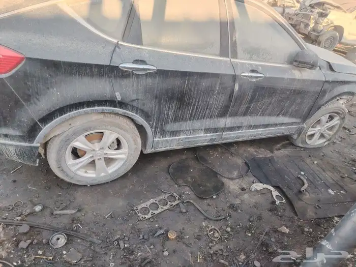 متوفر جميع قطع غيار سيارة فاو بسترون اكس 80 4