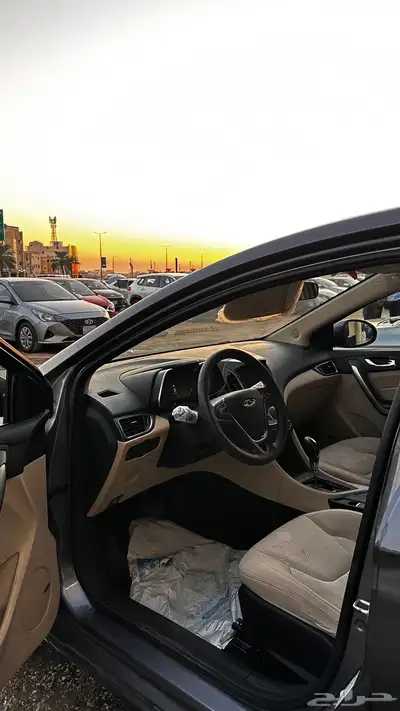 لدينا مكتب تأجير سيارات باليومي والشهري بعروض مناسبه للجميع 23