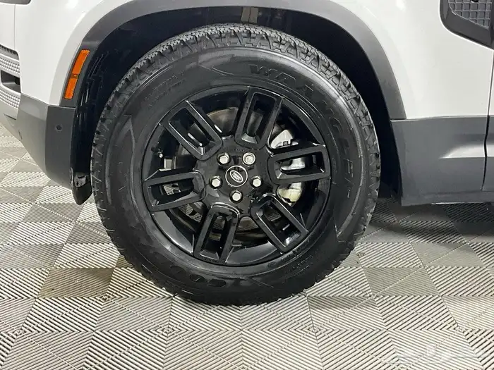 DEFENDER 110 S 2023 11