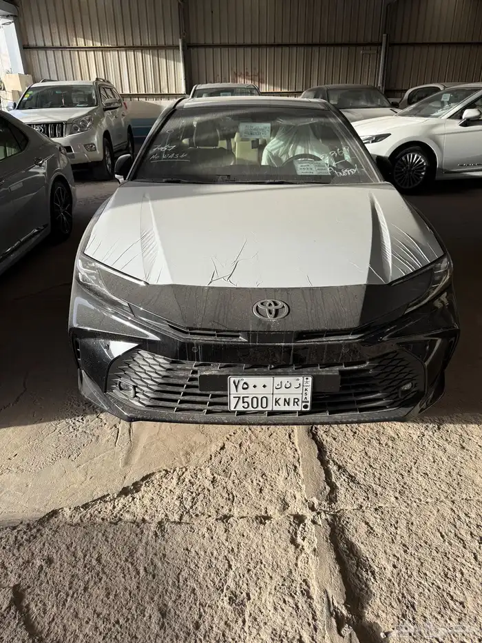 كامري 2025 فل كامل اسود اصفار 0