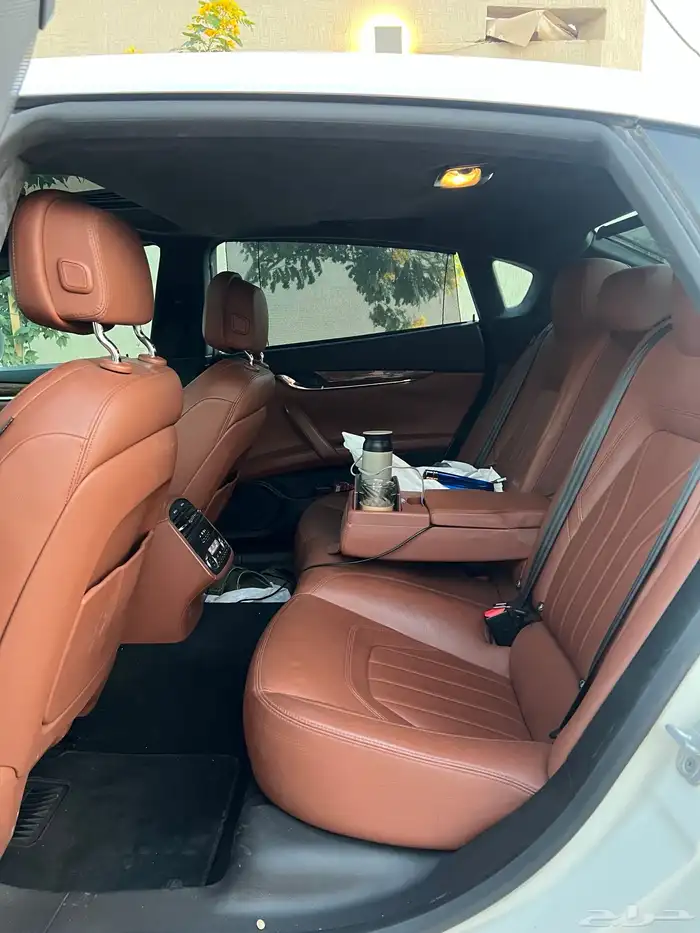 مزراتي كواتروبورتي GTS 2014 V8 11