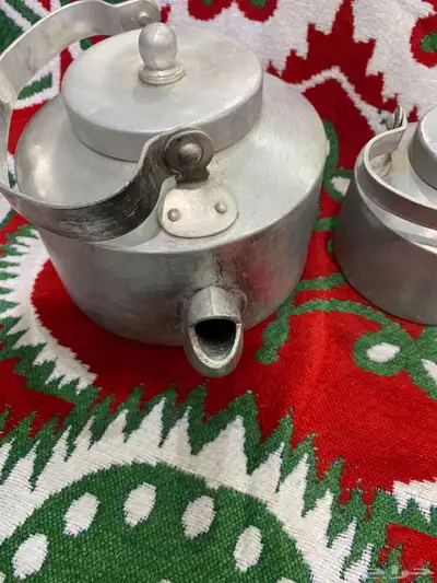 اباريق هنديه قديمه S 1