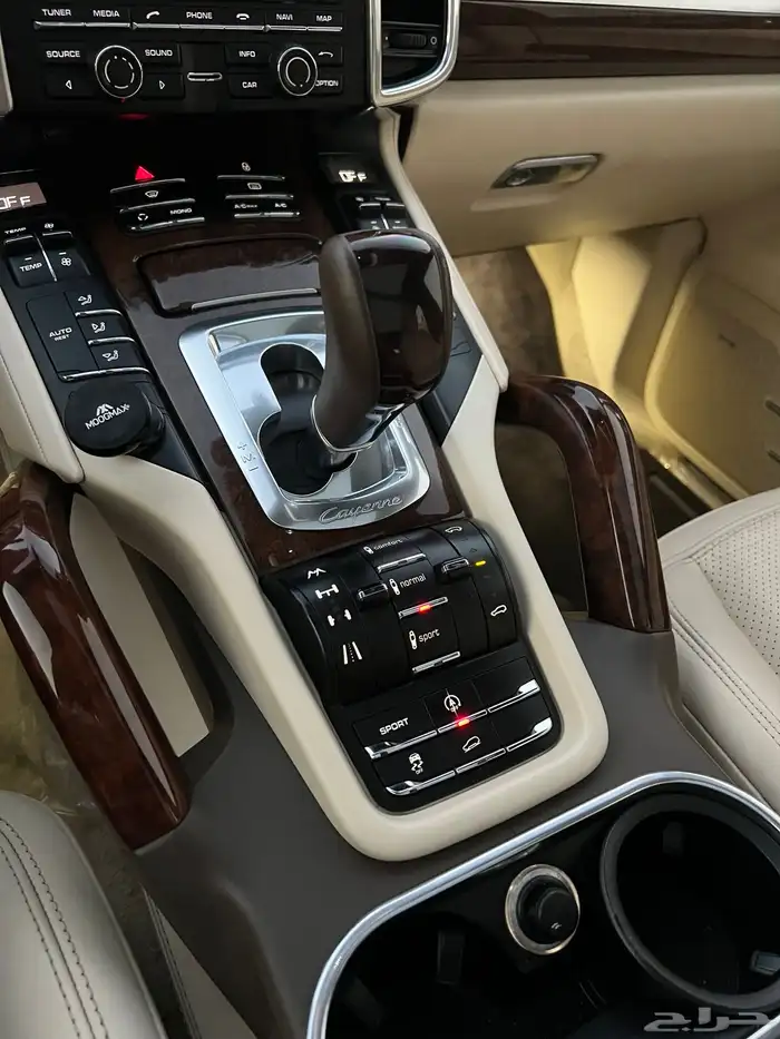 بورش ( كايين GTS ) موديل 2013 فل كامل شبه جديد 24