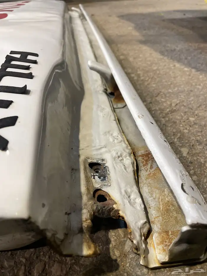 باب هايلكس 1