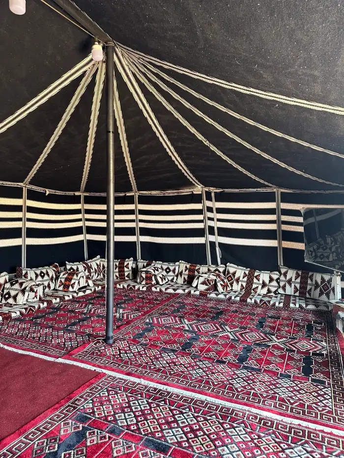 مخيم قسم قسمين 8