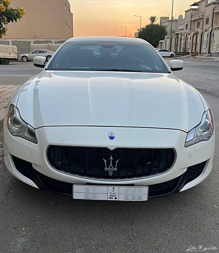مزراتي كواتروبورتي GTS 2014 V8 3