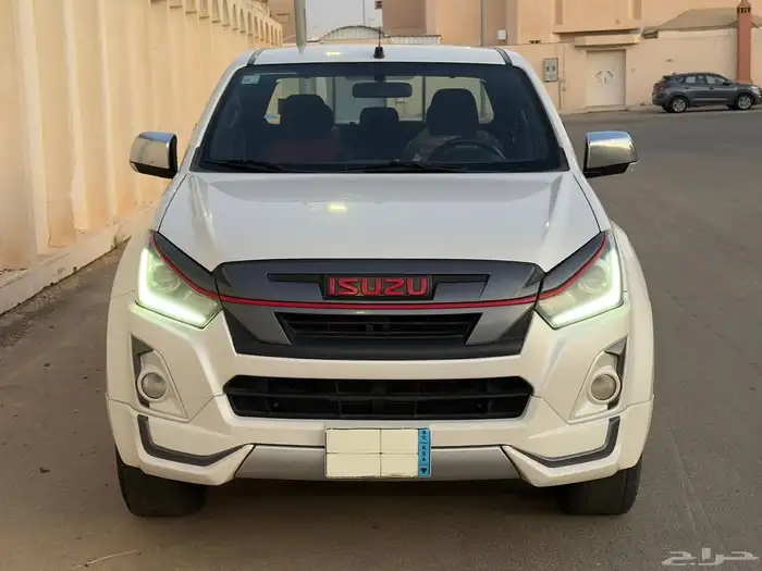 ايسوزو 2020 فل كامل نظيف 1