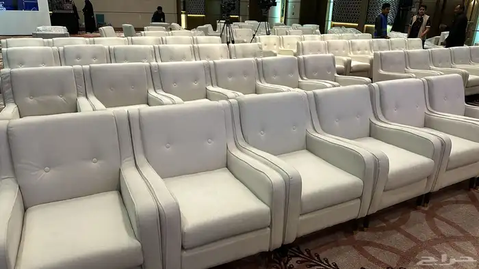 ايجار طاولات وكراسي كنب 17