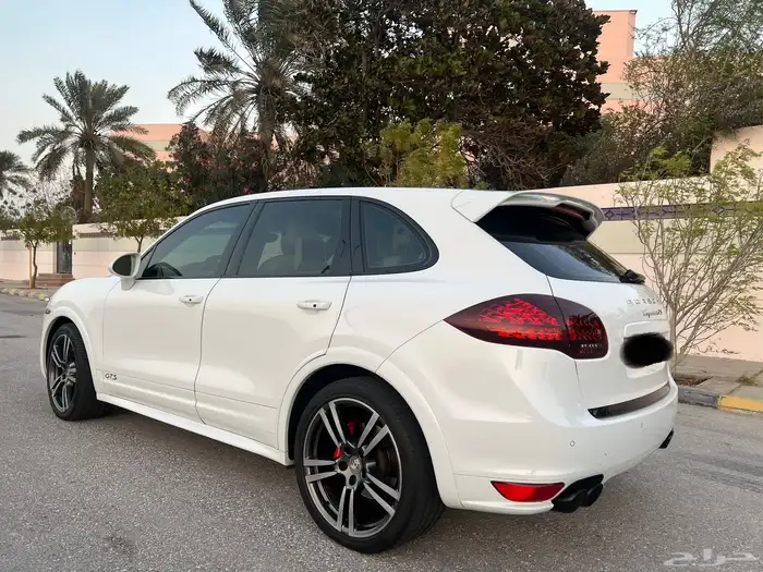 بورش ( كايين GTS ) موديل 2013 فل كامل شبه جديد 26