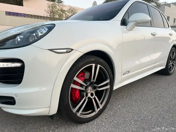 بورش ( كايين GTS ) موديل 2013 فل كامل شبه جديد 28