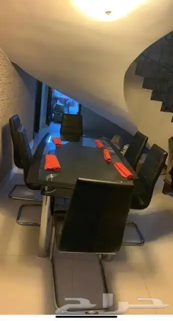 سفره زجاج بقاعده الومنيوم مع 6 كراسي 0