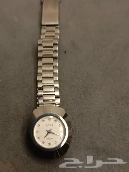 للبيع ساعة رادو اصلية 3