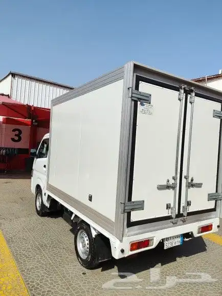 تأجير دباب سوزوكي 2023 3