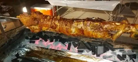 مطعم الخير يقدم خروف سيخ على الجمر 1 خروف مشوي   2   دجاج مش 6