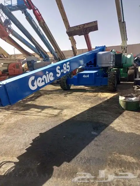 سيزر لفت مان لفت رافعات شوكية كرينات للإيجار يومي اسبوعي شهر 12
