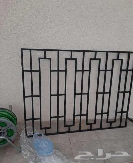 حداد مظلات سندوش بنل مظلات بي في سي 1