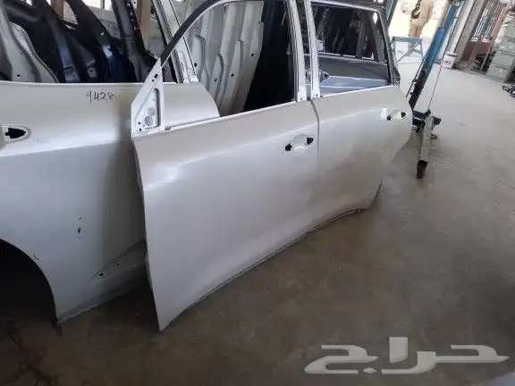 بيع قطع غيار السيارات تايوتا جيب لاندكروزر موديل 2020 1