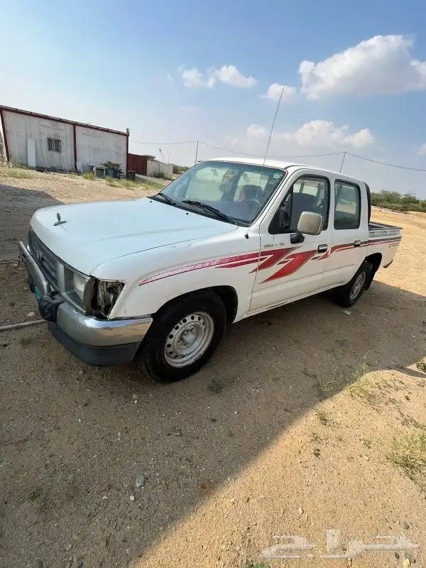 هايلوكس 2000 7