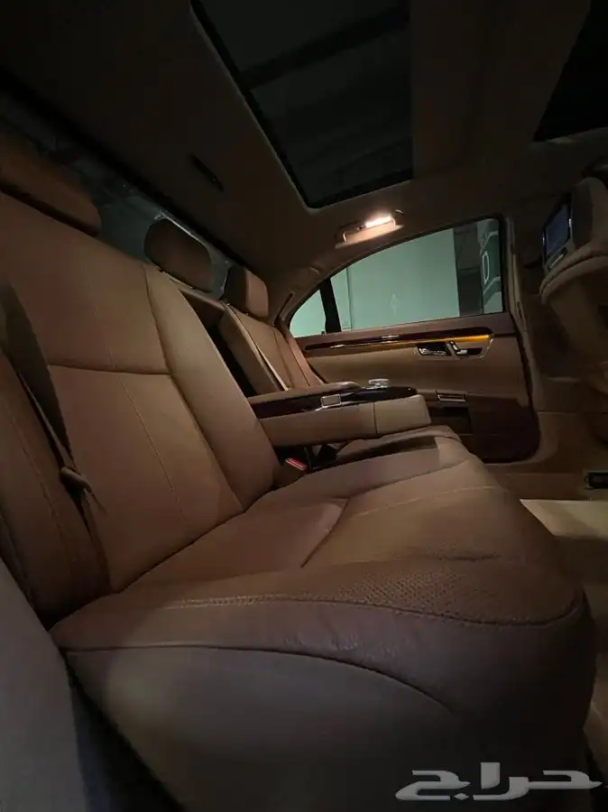 مخزن مرسيدس بانوراما 350 مواصفات500 عداد 83 الف فقط اجفالي 62