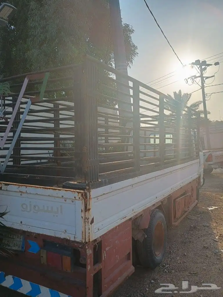 ايسوزو موديل 90 صندوقها نضيف NKR 1
