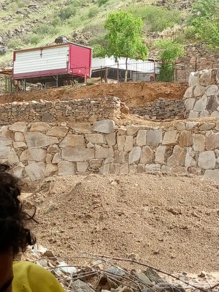 معلم حجر كبير وصغير بنيان تلجيم برواز تكحيل 11