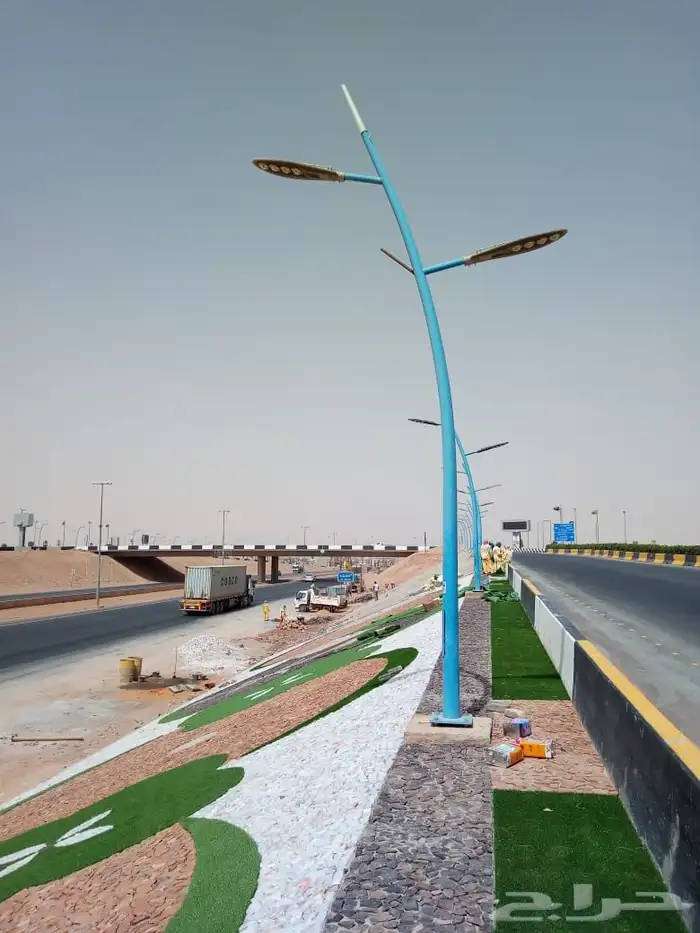 اعمده وانارة 4