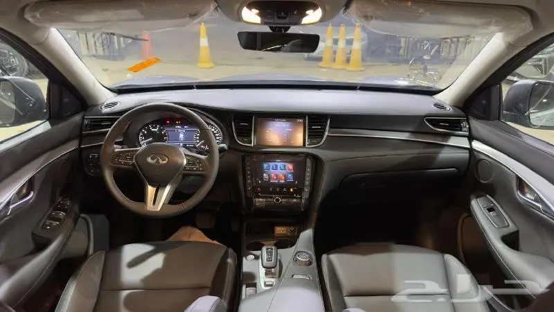 انفنتي QX50 موديل 2023 مكينة 2.0 ستاندر بقسط 1511 ريال 7