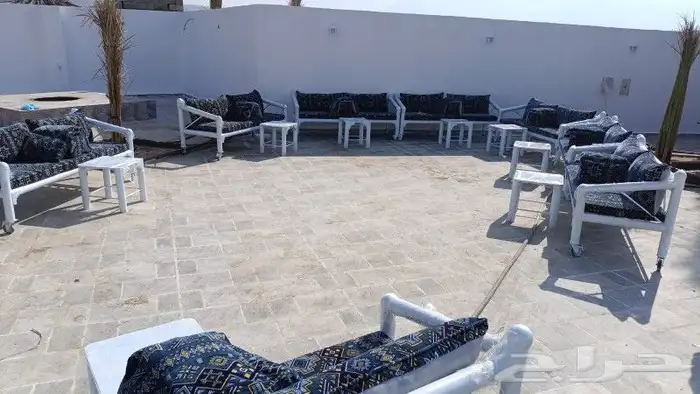 كراسي حديد 2