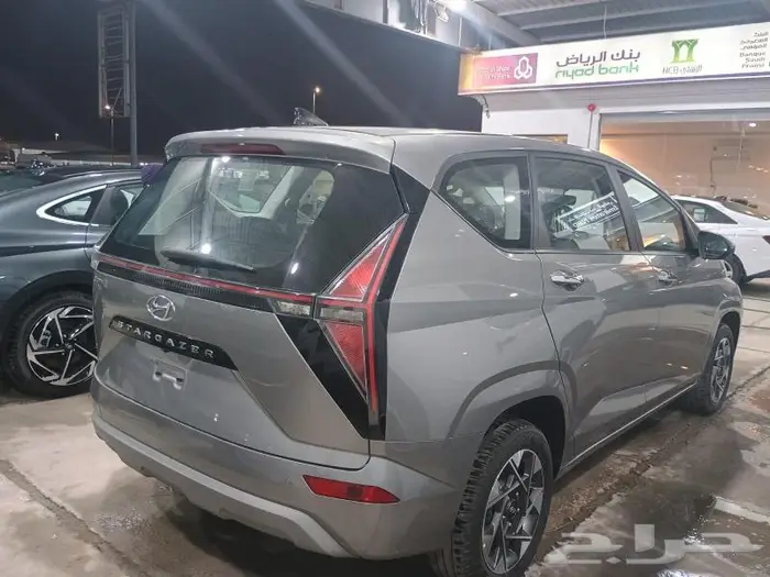 هيونداي ستارجيزر سمارت -سقف اسود 2025 3