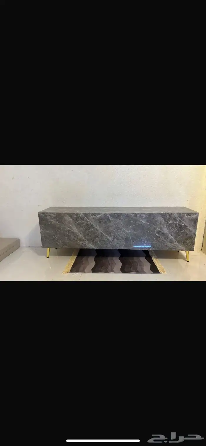 ديكور تلفزيون او طاوله طعام 0