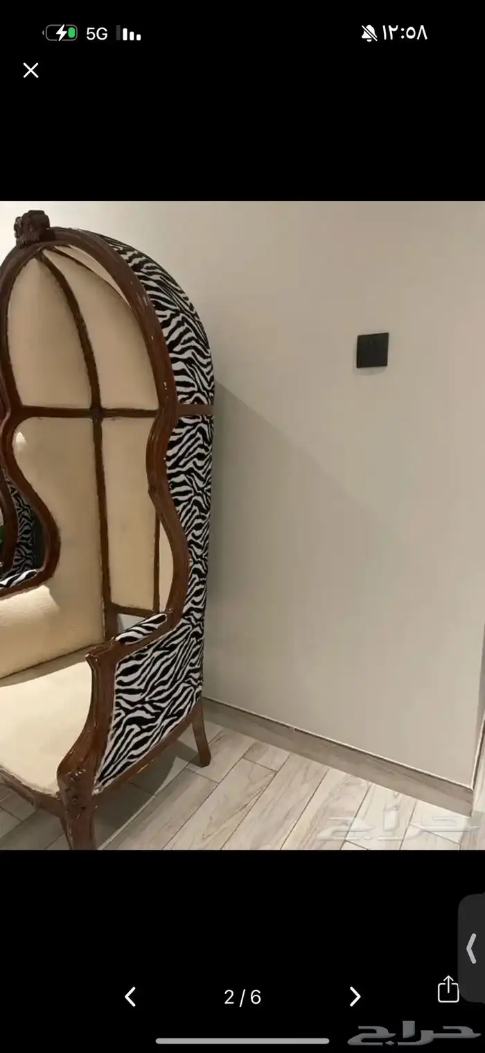 طاولات وكراسي 2