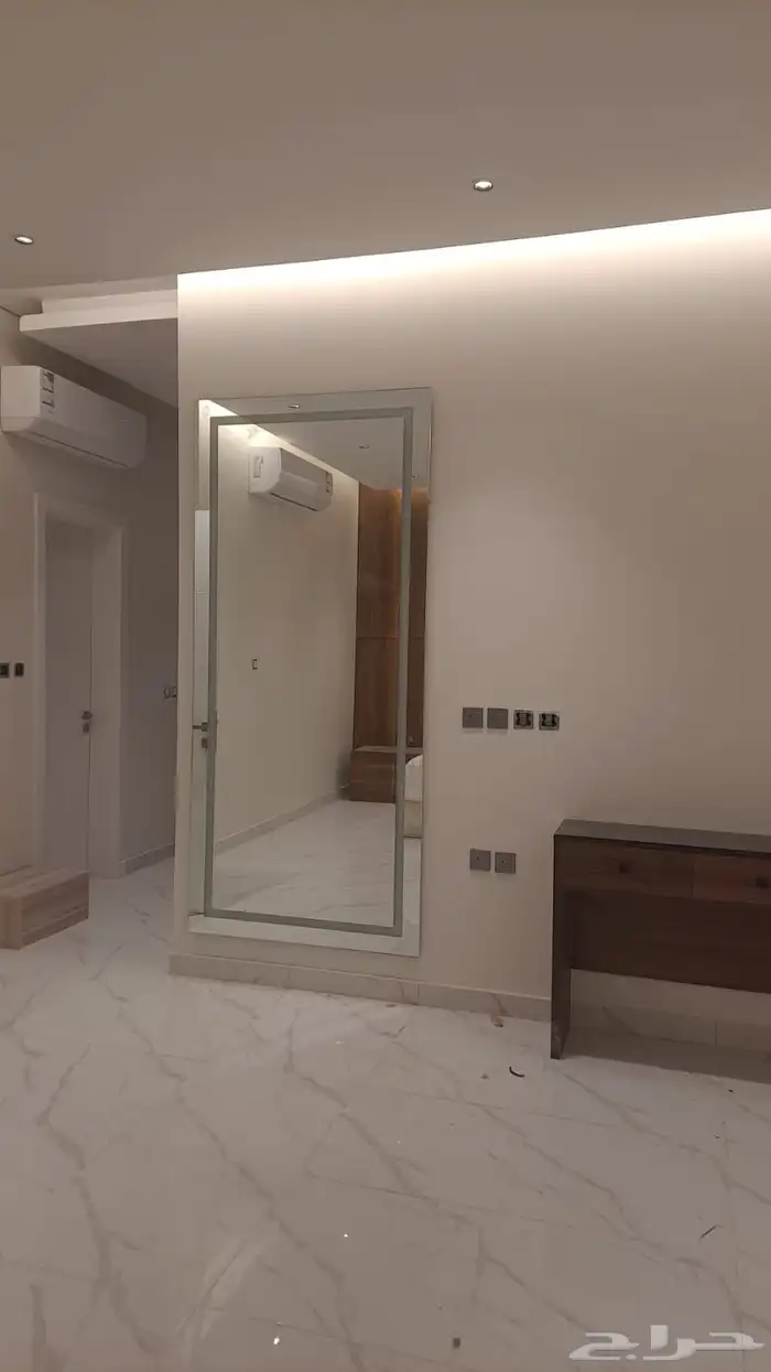 اخشاب   غرف ملابس  مكتبه تلفزيون 1