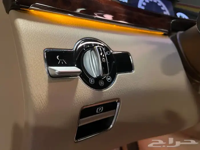 مخزن مرسيدس بانوراما 350 مواصفات500 عداد 83 الف فقط اجفالي 39